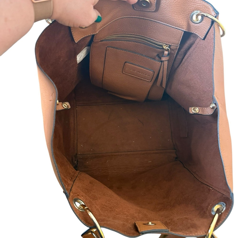 STEVE MADDEN Brown Vegan Leather Oversized Hobo Shoulder Bag & Wristlet Pouch - Picture 4 of 10